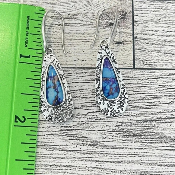 NWOT Silver Tone Faux Turquoise Pear Drop Earrings - Picture 5 of 6